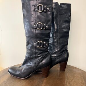 Frye Fiona 3-strap Boots